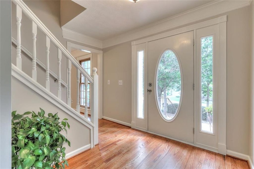 455 Saddle Creek Cir, Roswell, GA 30076 - photo 1