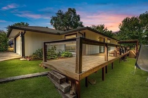 1207 N Preston St, Ennis, TX 75119 - photo 1