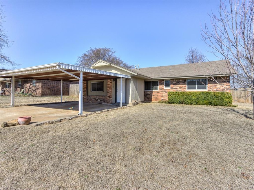 1645 NE 6th Terrace, Moore, OK 73160 - photo 1
