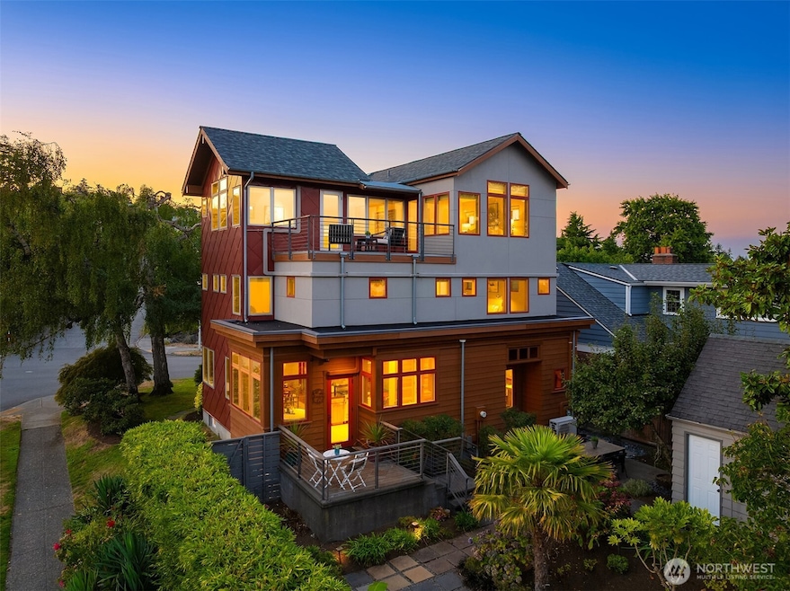 Sold $2,365,000 • Co-Listing Agent