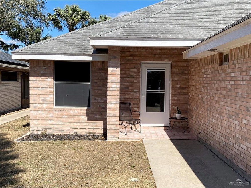 326 Diana Dr, Alamo, TX 78516 - photo 1