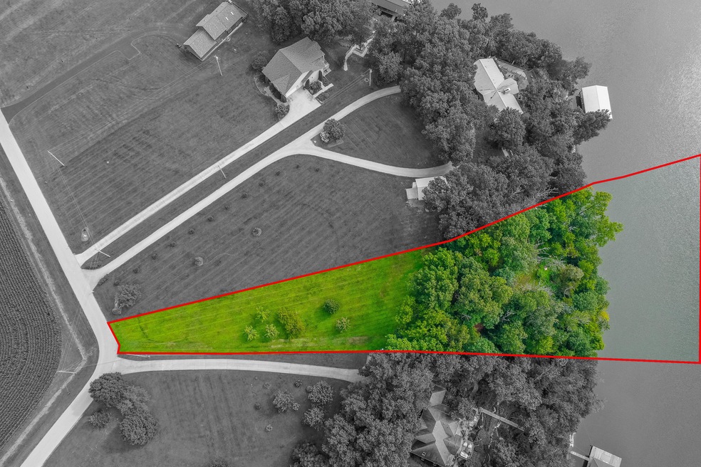 295 Lakeland Dr, Harrodsburg, KY 40330 - photo 1