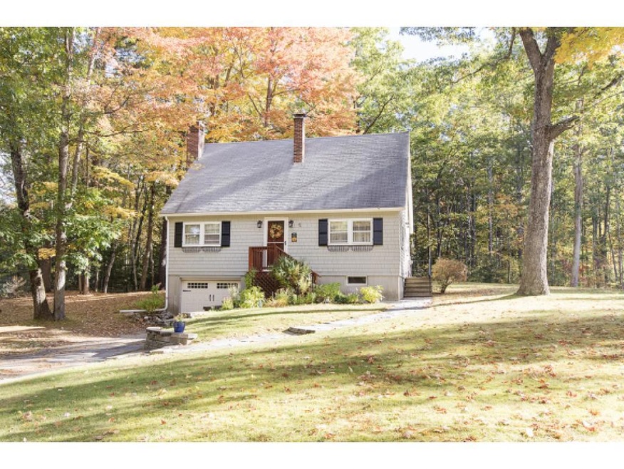 7 Lincoln Rd, Newton, NH 03858 - photo 1