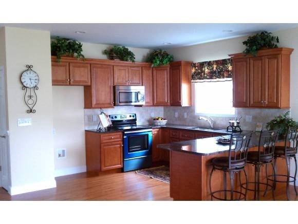 20 Morrison Dr unit 19, Londonderry, NH 03053 - photo 1