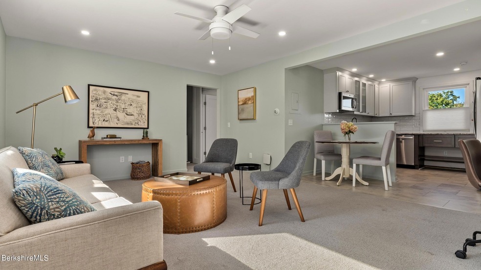 1 Morgan Manor unit 7, Lenox, MA 01240 - photo 1