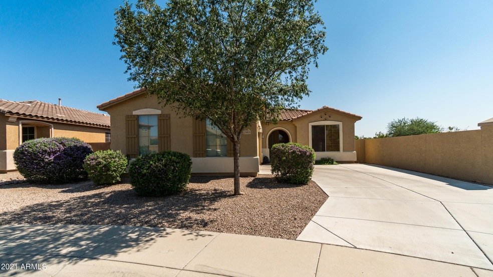 2963 E Palmdale Ln-3