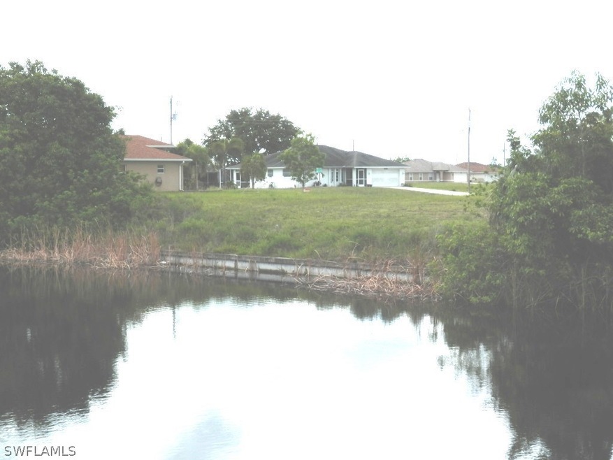 ***FULLY SEAWALLED*** PREMIER 120 FT. WIDE 