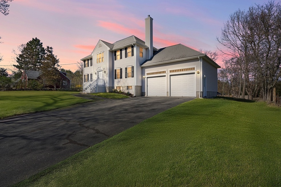 11 Chestnut Ave, Burlington, MA 01803 - photo 1