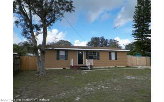 120 Sharon Ave, Sebring, FL 33875 - photo 1