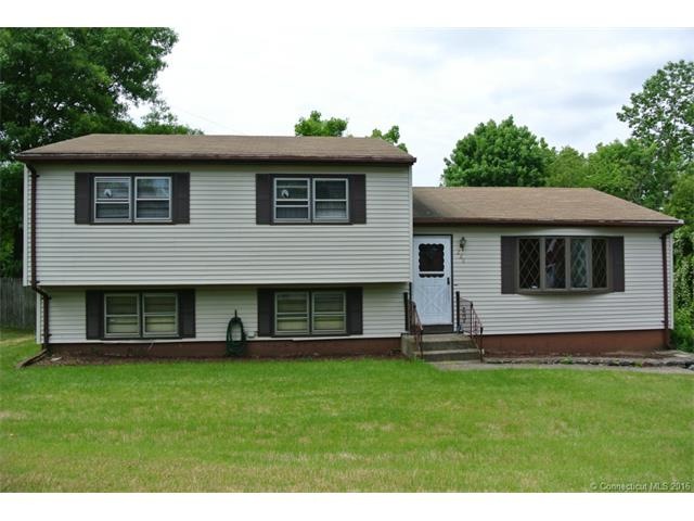 220 Hickory Hill Dr, Waterbury, CT 06708 - photo 1