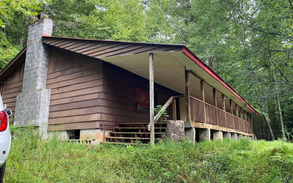 562 Deerberry Dr, Blue Ridge, GA 30513 - photo 1