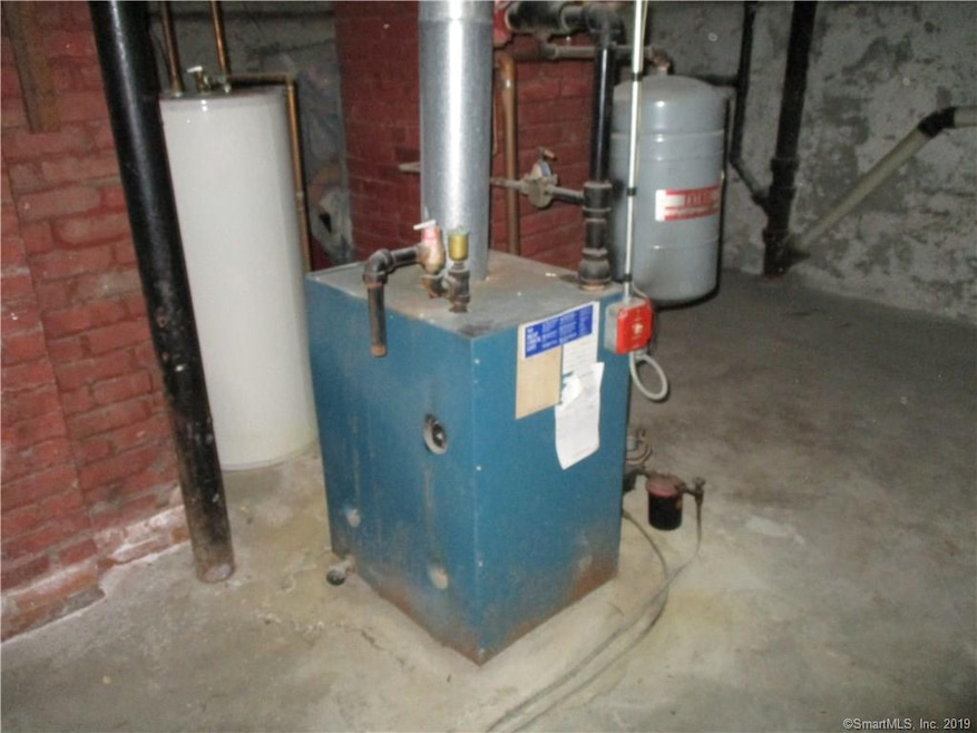 41 Blackman Place, Bridgeport, CT 06604 - photo 1