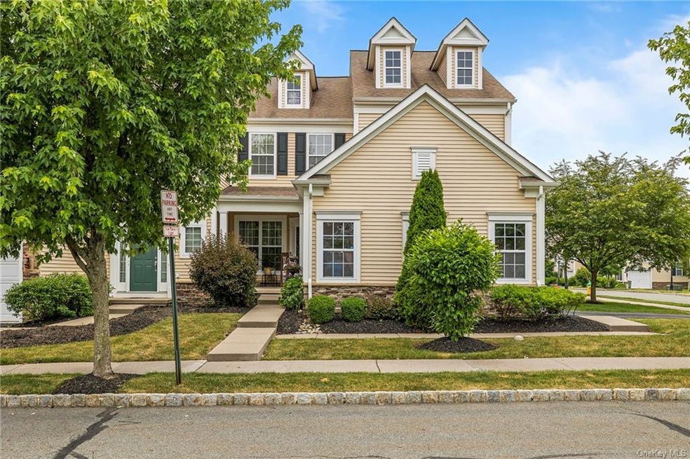 30 Banbury Way unit 1206, Newburgh, NY 12550 - photo 1