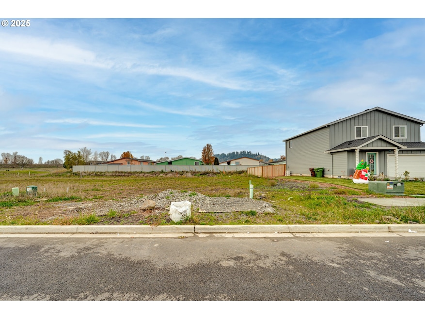 2023 Henderson Way, Longview, WA 98632 - photo 1