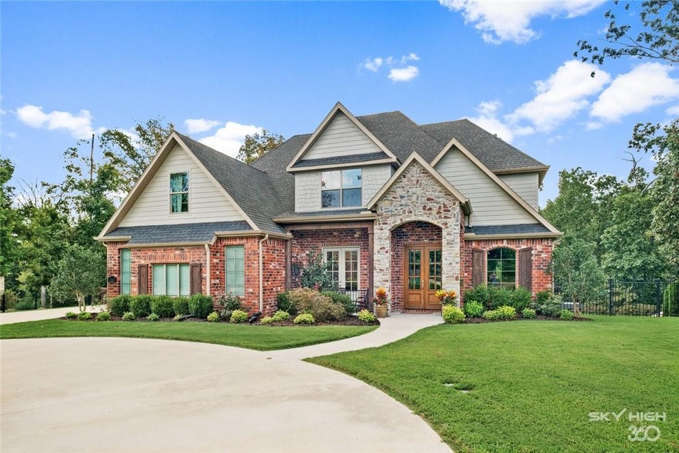 1460 Le Chesnay Dr, Centerton, AR 72719 - photo 1