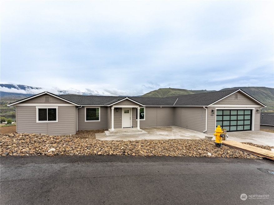 2354 S Skyline Ln, East Wenatchee, WA 98802 - photo 1
