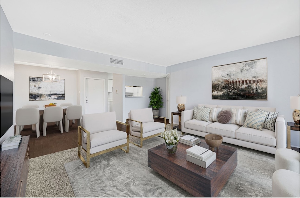 8515 Hearth Dr unit 36, Houston, TX 77054 - photo 1