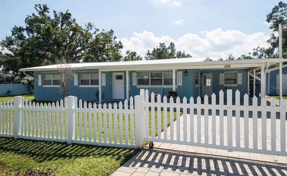 1312 66th St NW, Bradenton, FL 34209 - photo 1