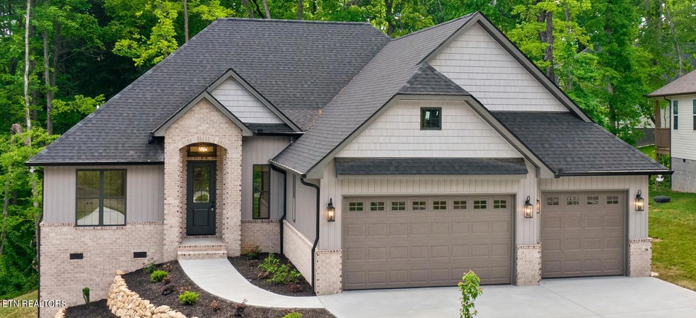 112 Doya Ln, Loudon, TN 37774 - photo 1