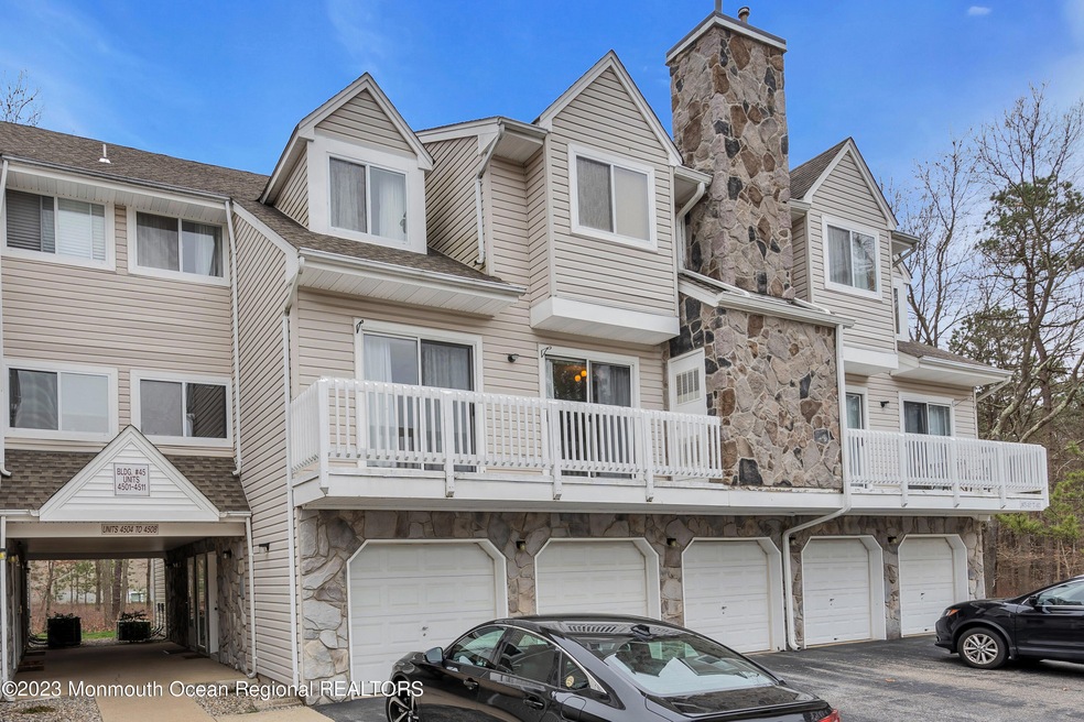 4505 Norma Place unit 5, Toms River, NJ 08755 - photo 1