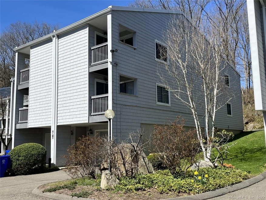 16 Rockmeadow Rd unit K, Norwalk, CT 06850 - photo 1