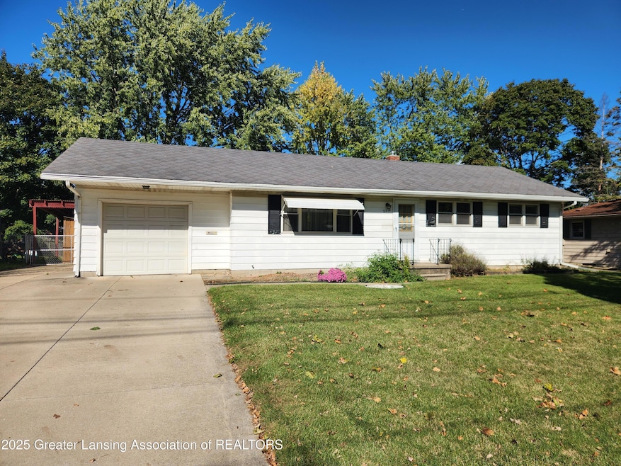 3316 W Willow St, Lansing, MI 48917 - photo 1