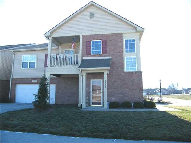 4251 Revere Dr unit 11, Plainfield, IN 46168 - photo 1