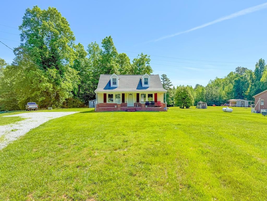 For Rent $1,295/month