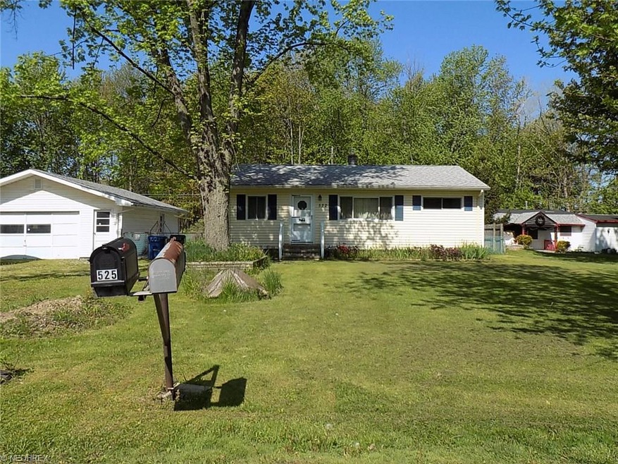 522 Lafayette Blvd, Sheffield Lake, OH 44054 - photo 1