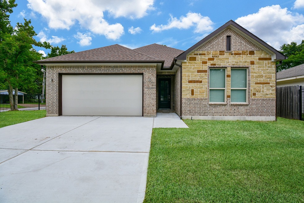 7301 Yoe St, Houston, TX 77016 - photo 1