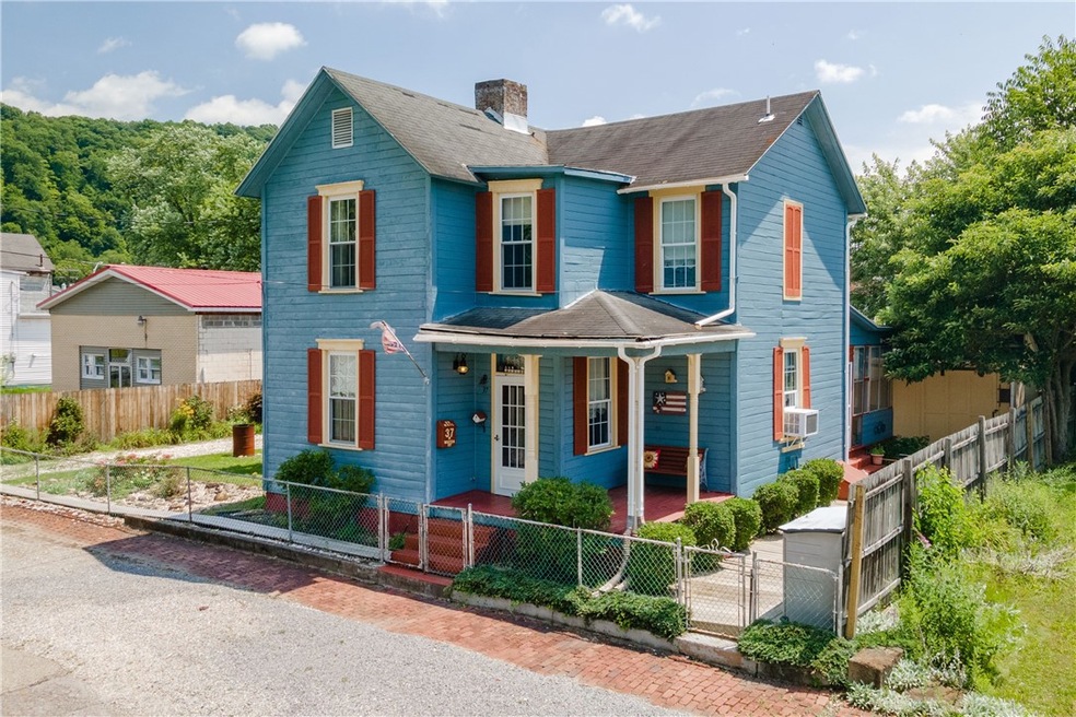 37 N Water St, Point Marion, PA 15474 MLS 1614814