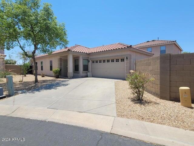 689 E Springfield Place unit II, Chandler, AZ 85286 - photo 1