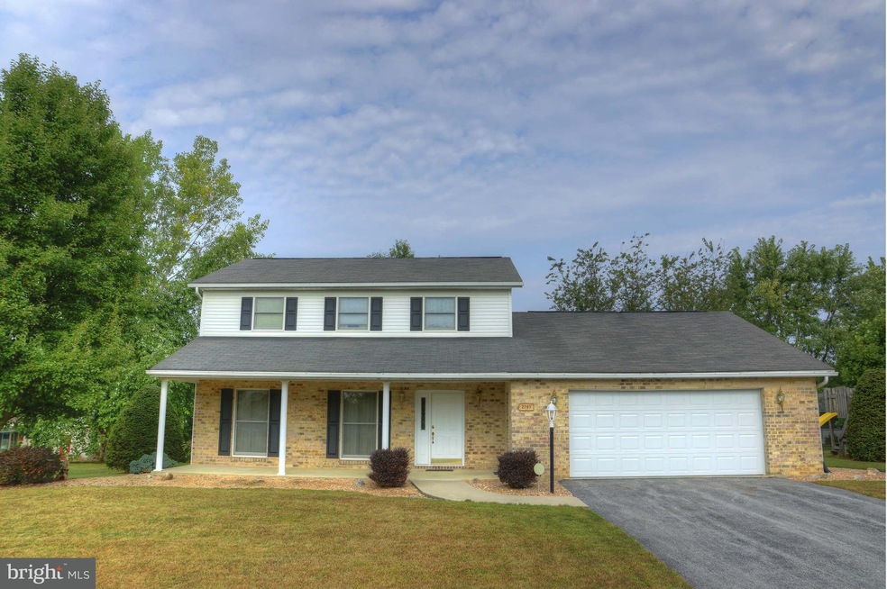 2787 Fillmore Dr, Chambersburg, PA 17201 - photo 1