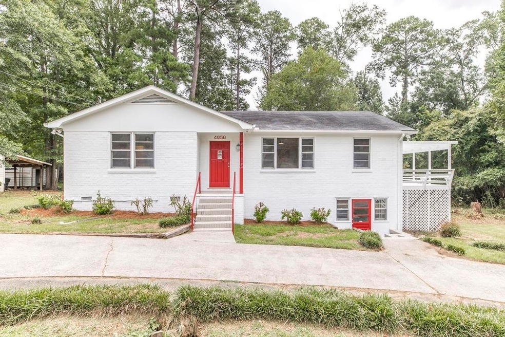 4656 Bishop Rd, Macon, GA 31206 - photo 1