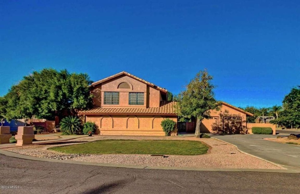 2633 E El Moro Avenue, Mesa, AZ 85204