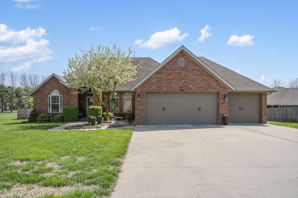 2-web-or-mls-_DSC1763