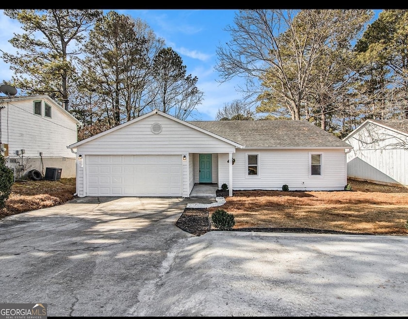 2073 Phillips Rd, Lithonia, GA 30058 - photo 1
