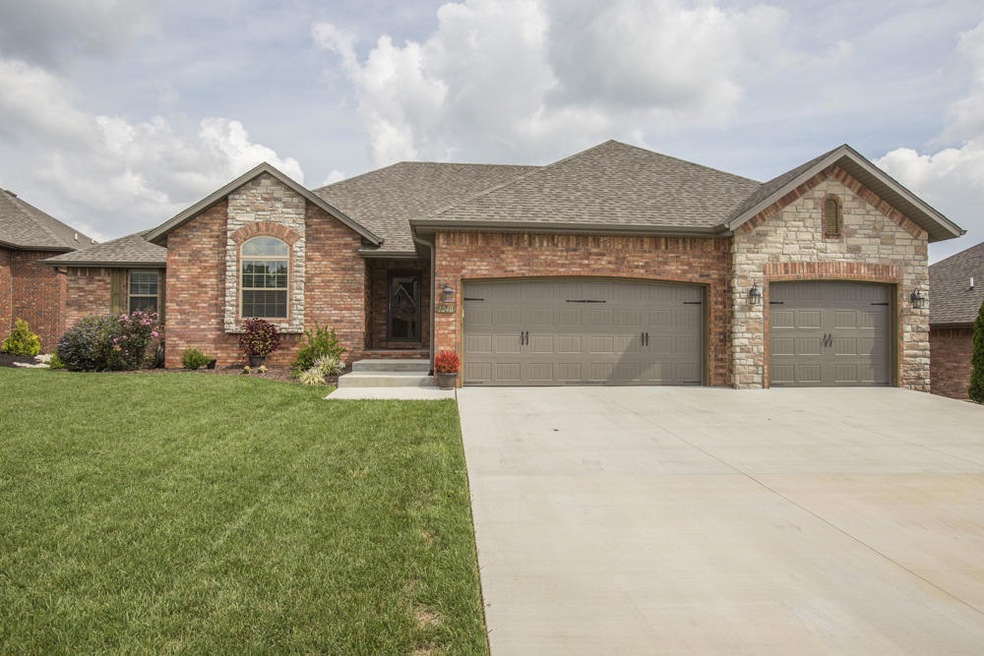 1240 S Rosemoor Dr, Nixa, MO 65714 - photo 1