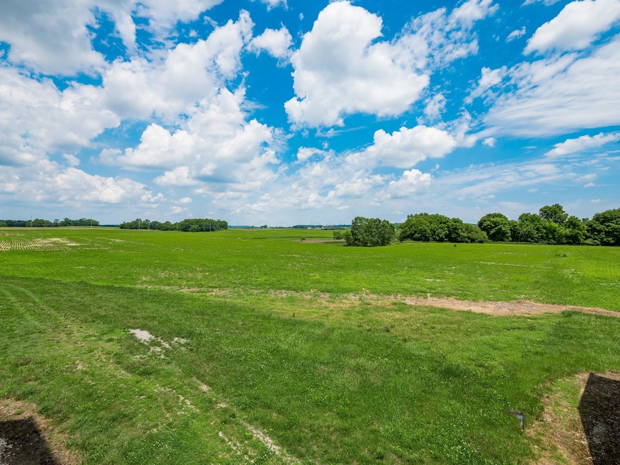 097_in St Urbana OH 43078 USA