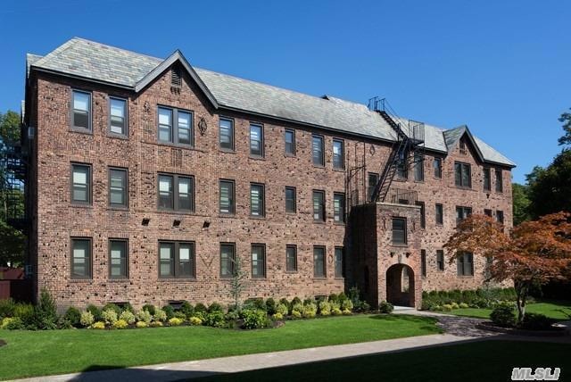 unlisted-address, Woodmere, NY 11598 - photo 1