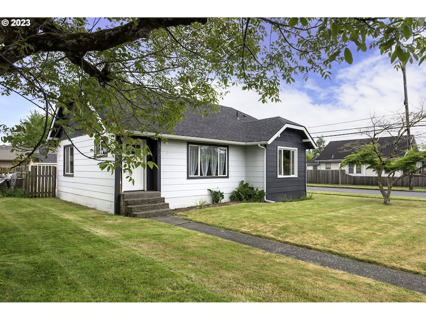 602 20th Ave, Longview, WA 98632 - photo 1