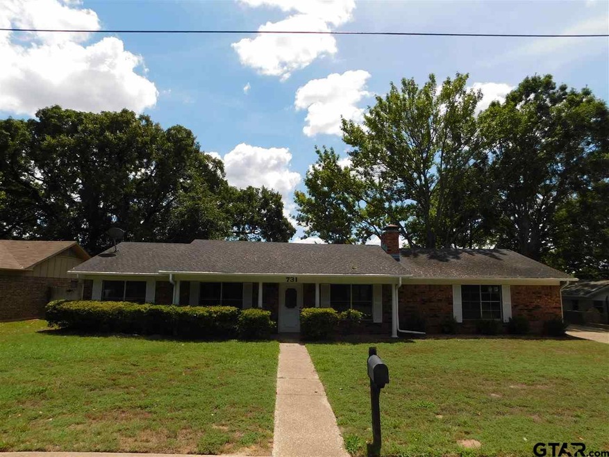 731 731 Jeffery, Tyler, TX 75703 - photo 1