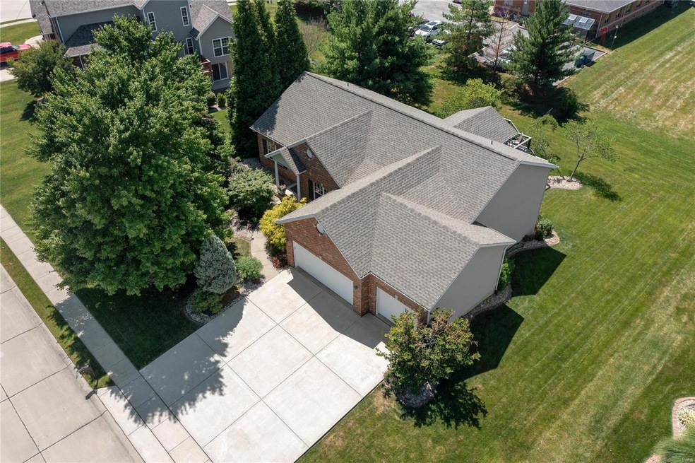 6 Ashford Oaks Dr, Maryville, IL 62062 - photo 1