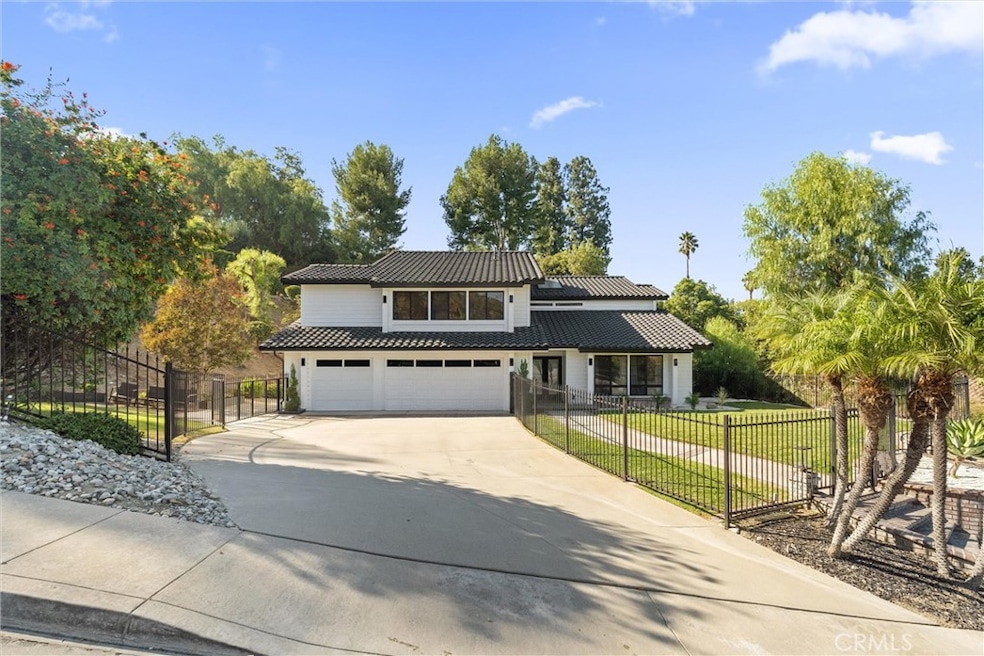 Under Contract $1,628,000