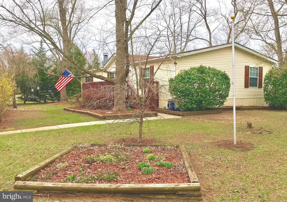 4751 Flanders Ln, Harwood, MD 20776 - photo 1