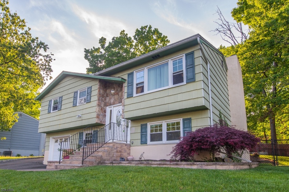 8 Birch Dr, Newton, NJ 07860 - photo 1