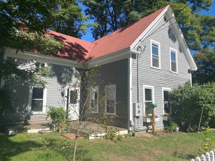 278 W Main St, Conway, NH 03818 - photo 1