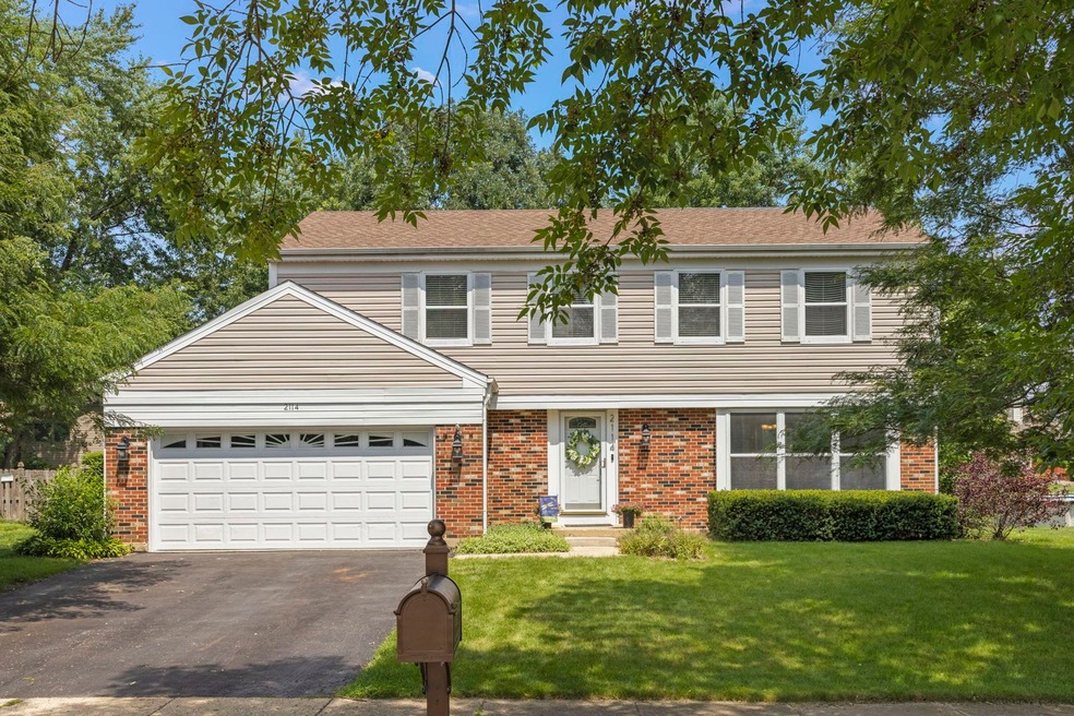 2114 Countryside Cir, Naperville, IL 60565 - photo 1