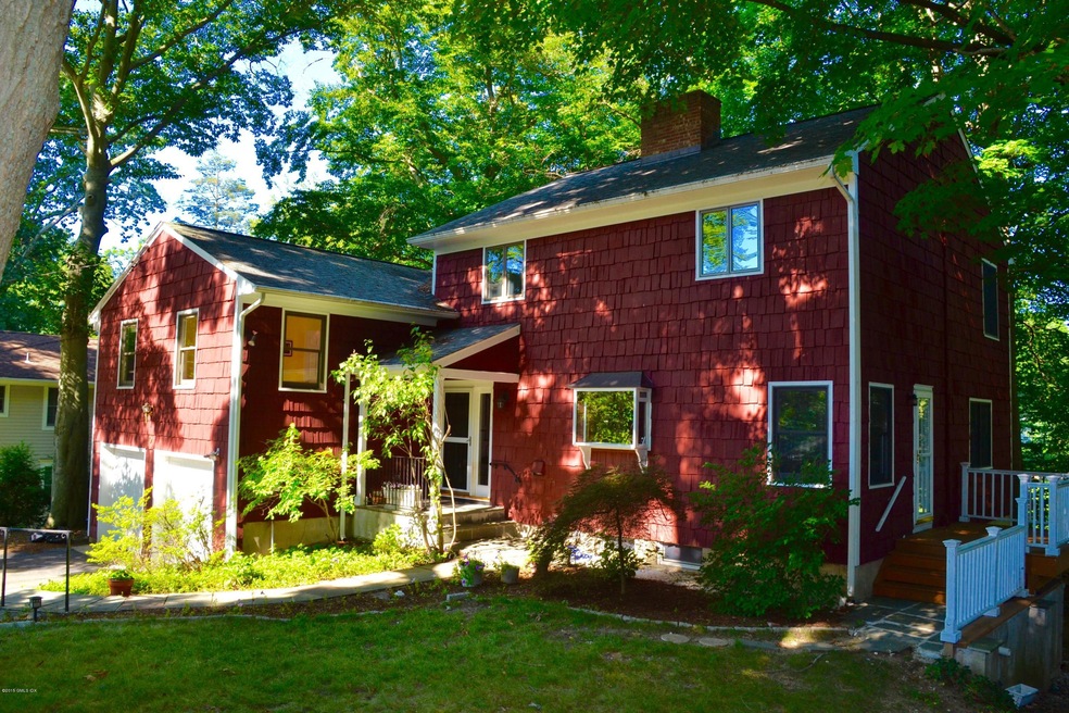 19 Nearwater Ln, Riverside, CT 06878 - photo 1