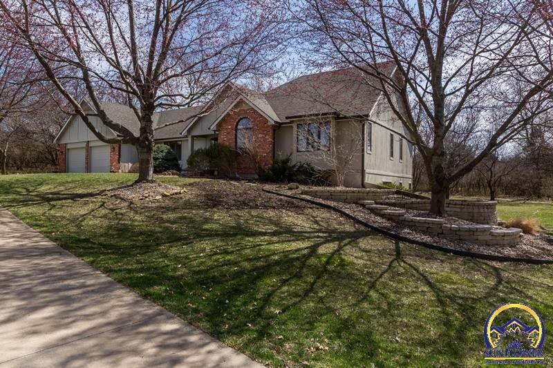 5444 SW Urish Rd, Topeka, KS 66610 - photo 1